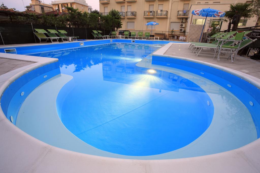 Hotel Vannini Rimini Zewnętrze zdjęcie