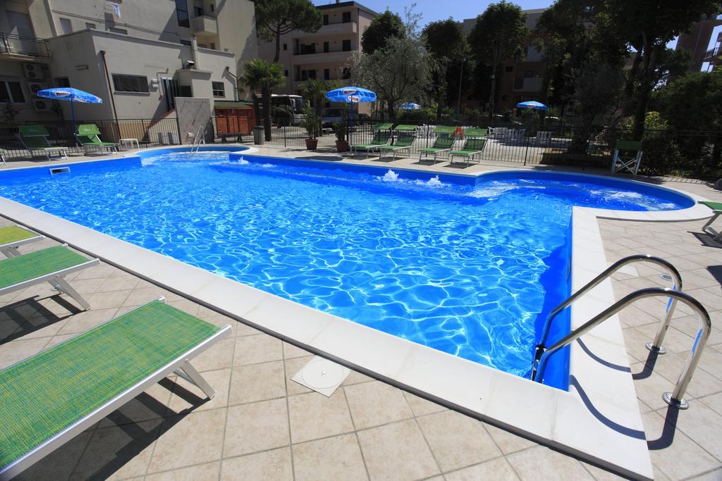Hotel Vannini Rimini Zewnętrze zdjęcie