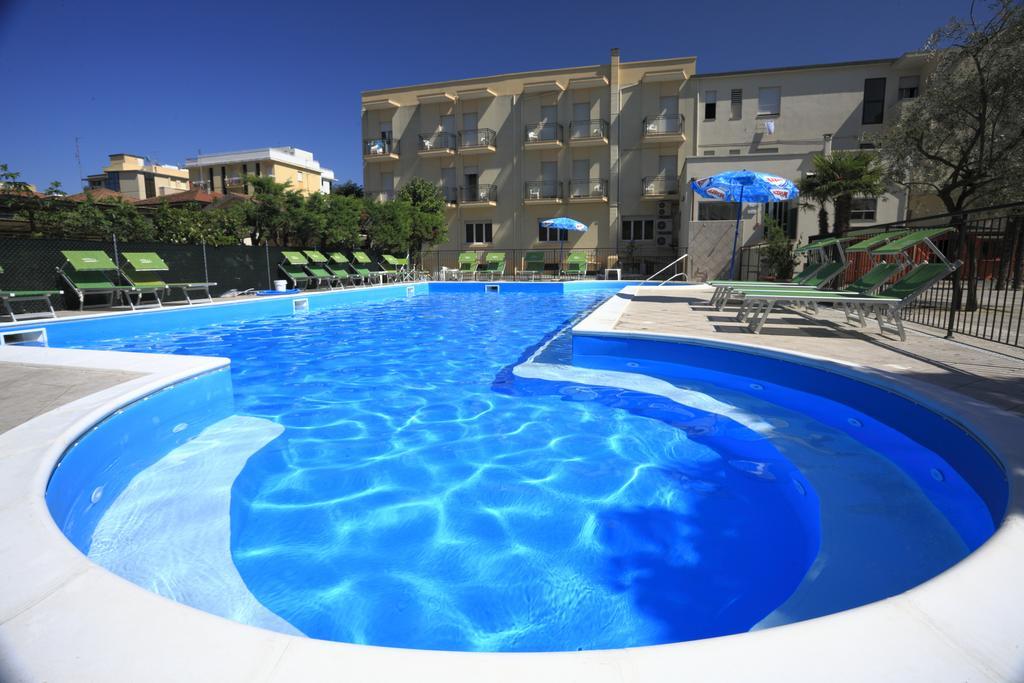 Hotel Vannini Rimini Zewnętrze zdjęcie